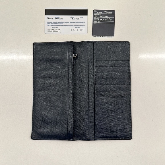 LIKE NEW AUTHENTIC PRADA WALLET UNISEX SAFFIANO LEATHER - Picture 5 of 11